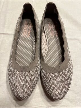 Skechers Taupe Knit Chevron Slip-On Ballet Flat